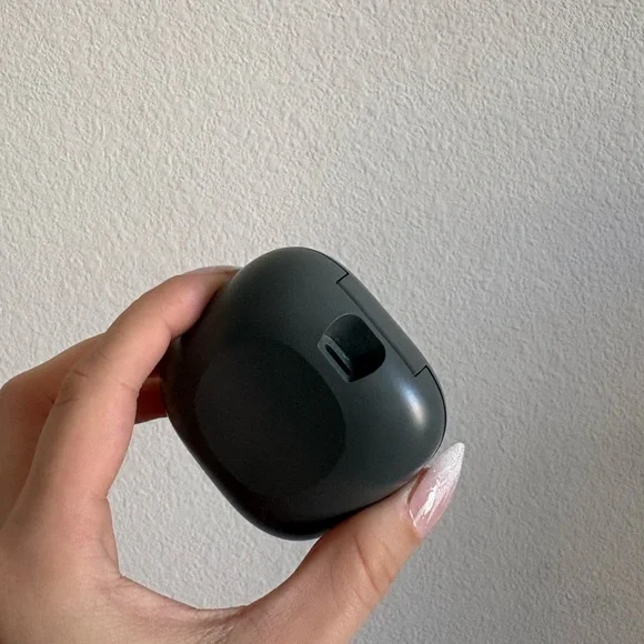 Powerbeats Fit - Picture 3 of 3